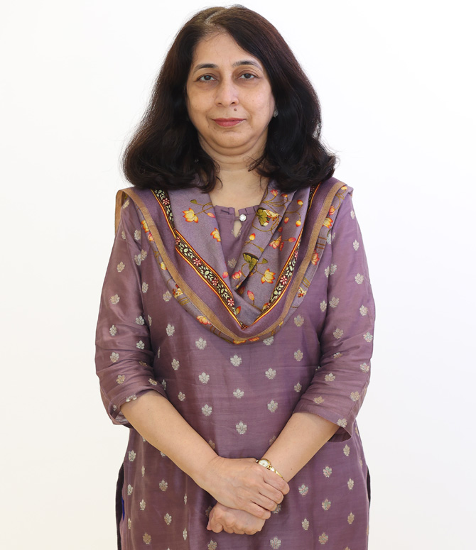 Dr. Charulata Pamnani 